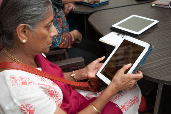 An elder using the DemKonnect app